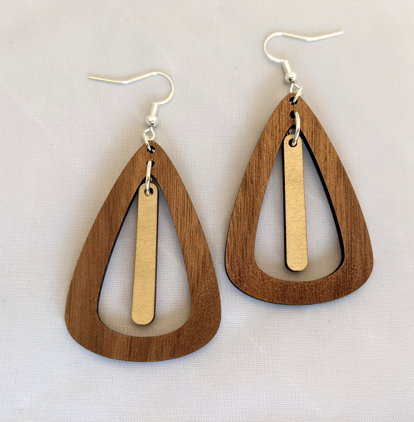 Teardrop Line Dangle Earrings